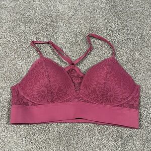 Victorias Secret PINK floral lace lightly lined‎ wireless bra size small